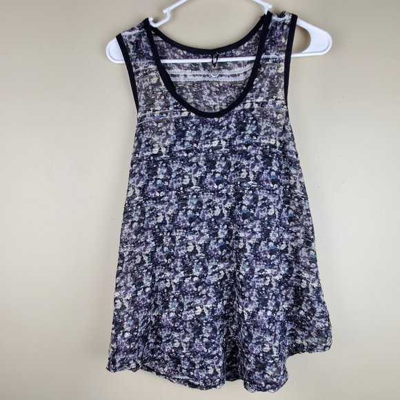 BKE Boutique Racerback Tank Top - Size M - Picture 1 of 7